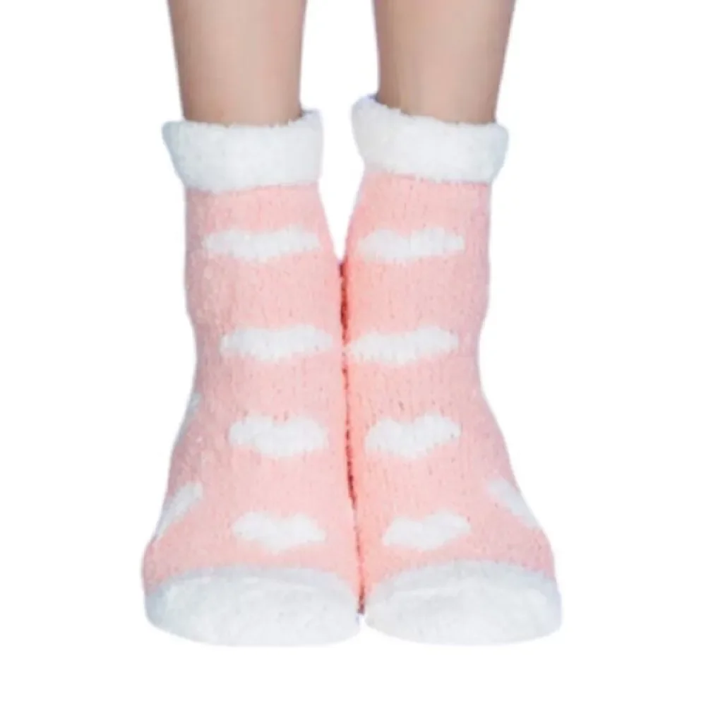 Hearts 💕 Fuzzy Socks